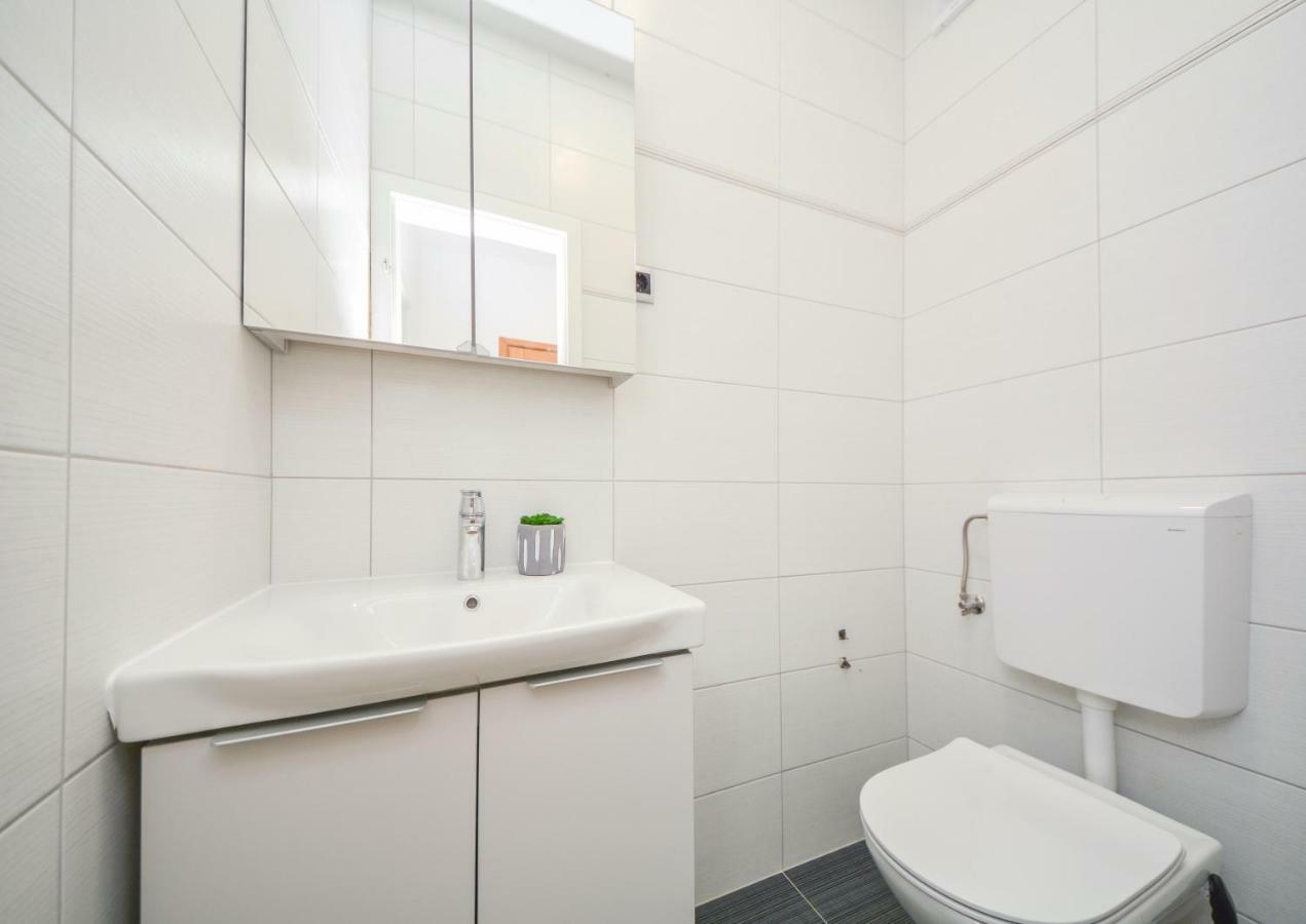 Apartments Lupe Сплит Экстерьер фото