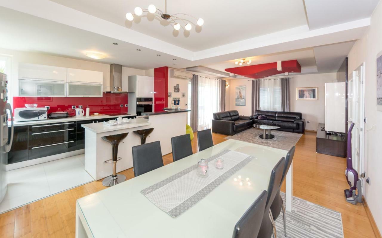 Apartments Lupe Сплит Экстерьер фото