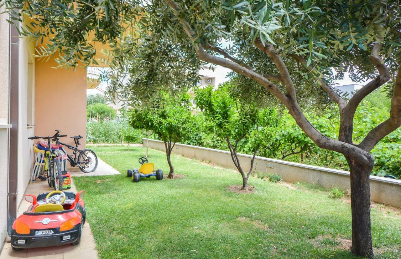 Apartments Lupe Сплит Экстерьер фото